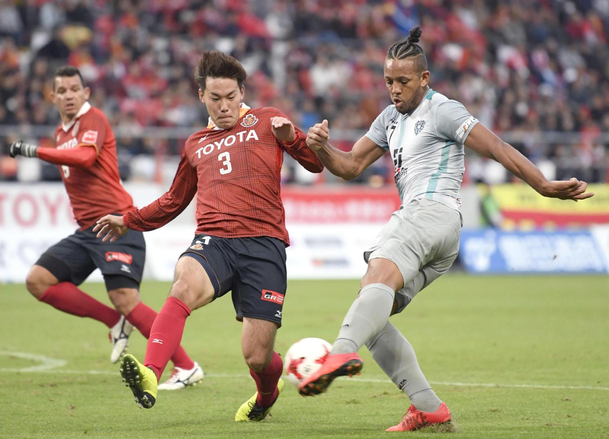 Soi kèo Pohang Steelers vs Nagoya Grampus Eight