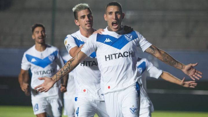 Soi kèo Central Cordoba SDE vs Velez Sarsfield