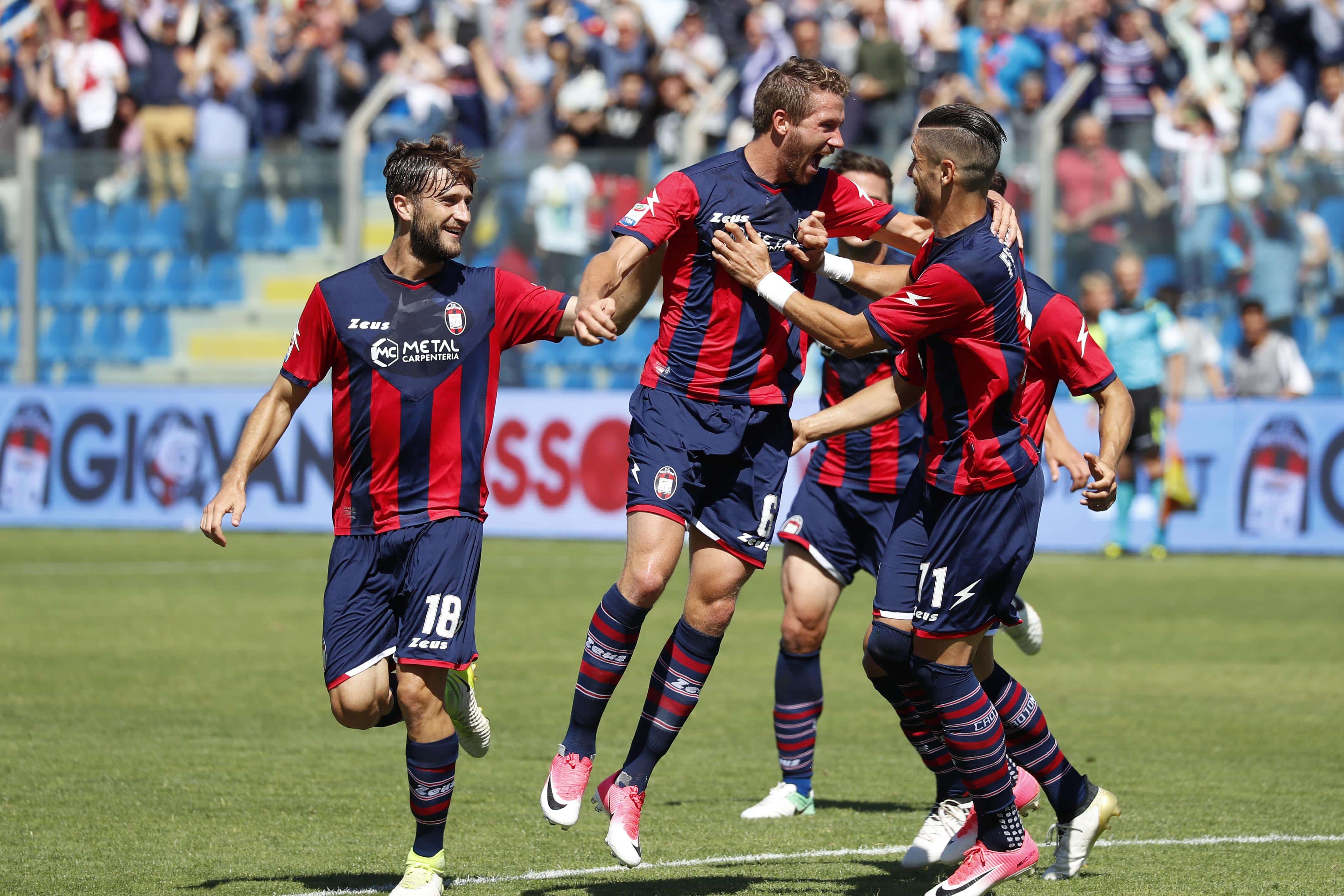 Soi kèo Alessandria vs Crotone