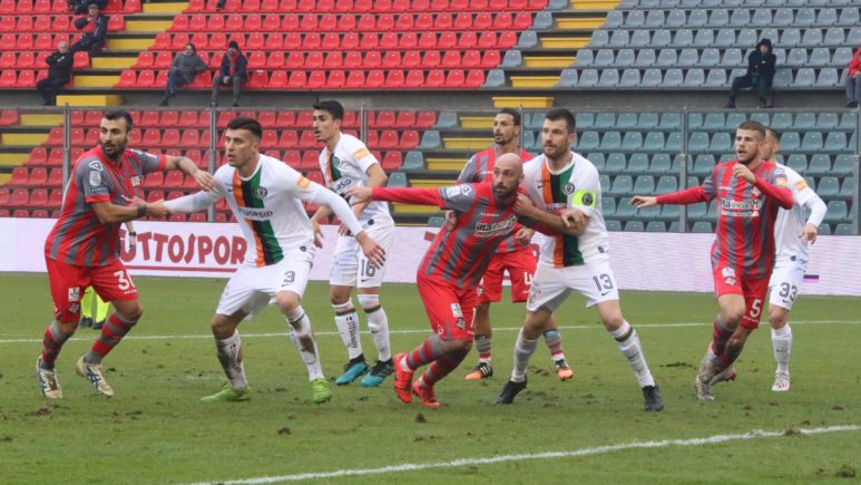 Soi kèo Cremonese vs Pisa