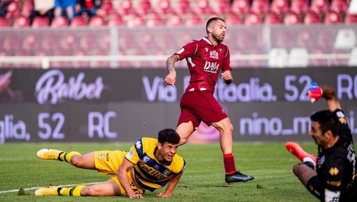 Soi kèo Parma vs Vicenza