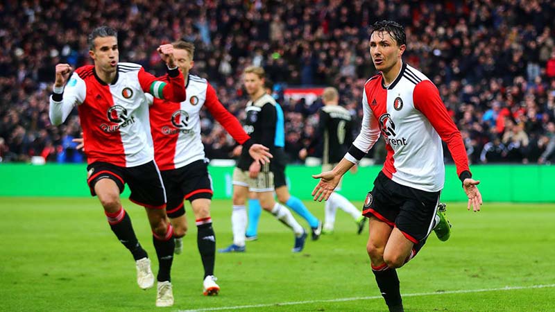 Soi kèo Slavia Praha vs Feyenoord Rotterdam