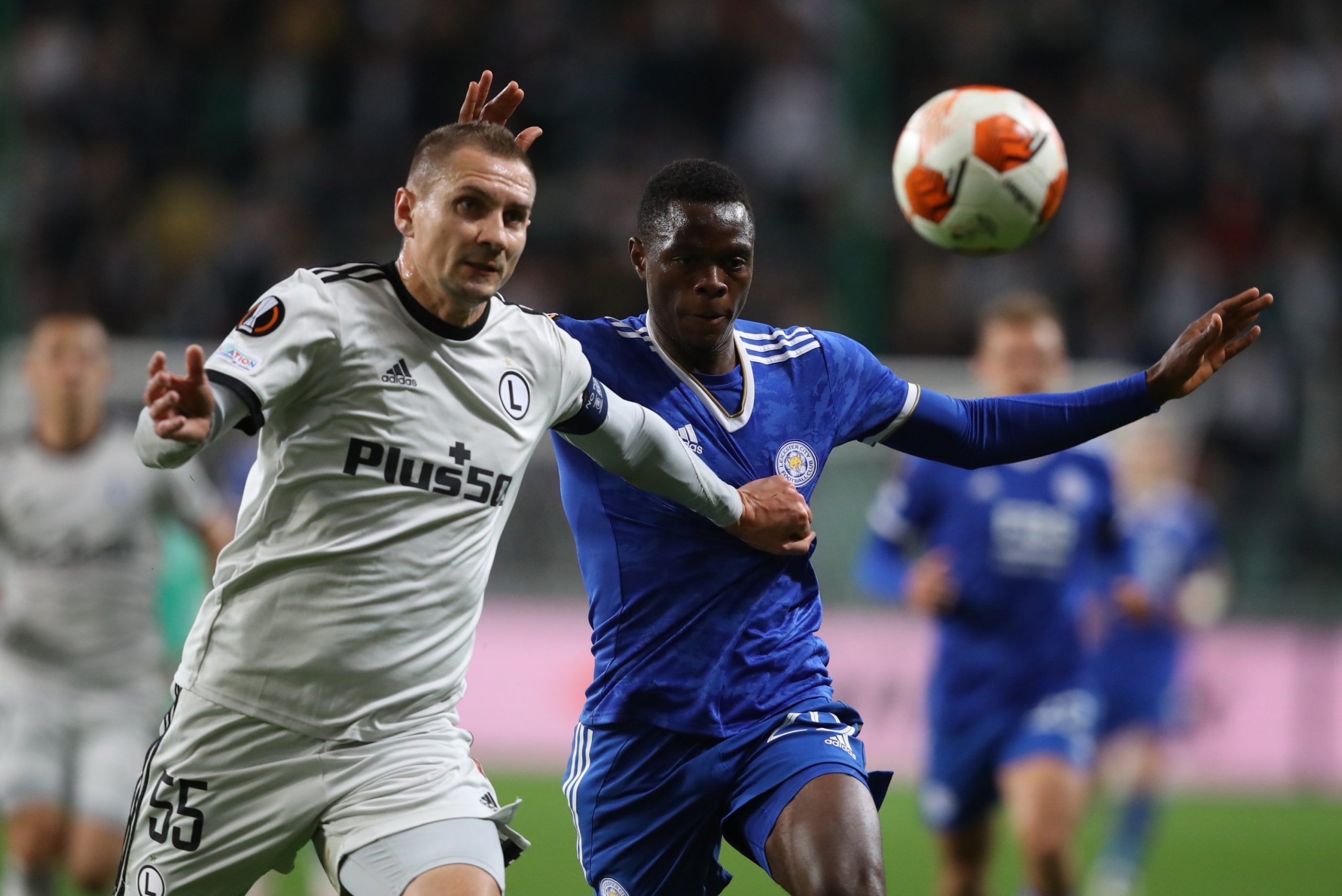 Soi kèo phạt góc Leicester vs Legia Warsaw