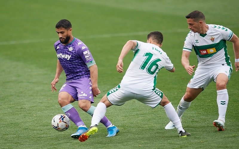 Soi kèo phạt góc Osasuna vs Elche