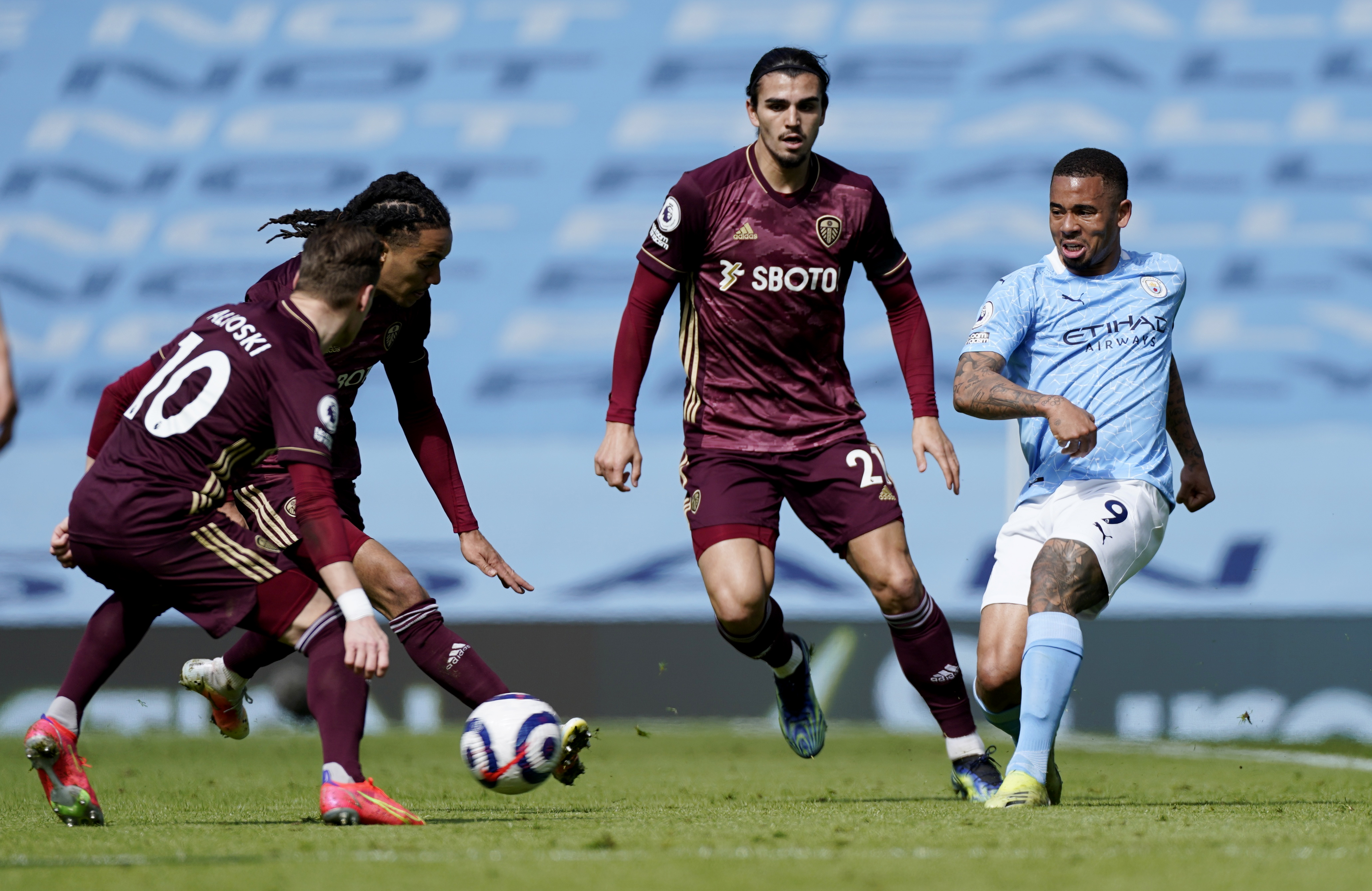 Soi kèo, dự đoán Man City vs Leeds 