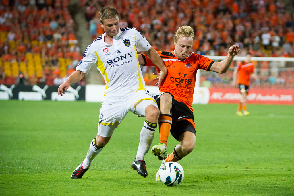 Soi kèo Wellington Phoenix vs Brisbane Roar