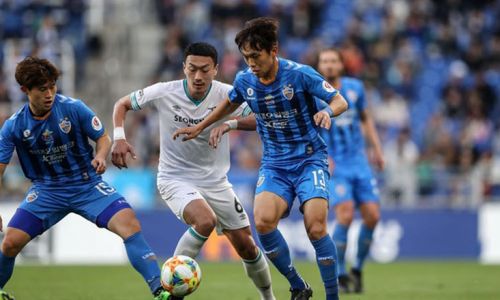 Soi kèo, dự đoán Ulsan Hyundai VS Suwon FC, 12h00 ngày 1/3 VĐQG Hàn Quốc