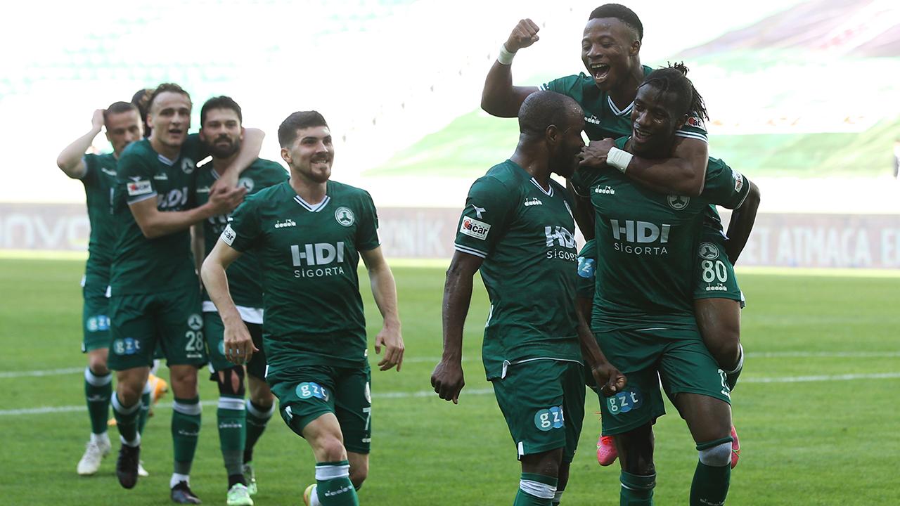 Soi kèo Giresunspor VS BB. Gaziantep