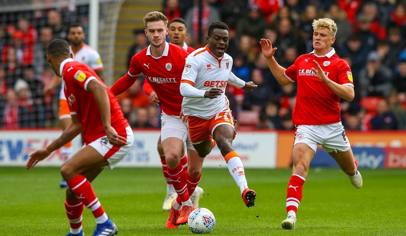 Soi kèo Barnsley vs Blackpool