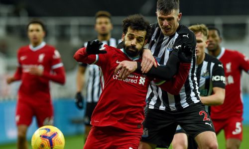 Soi kèo phạt góc Newcastle vs Liverpool, 18h30 ngày 30/4 Ngoại Hạng Anh