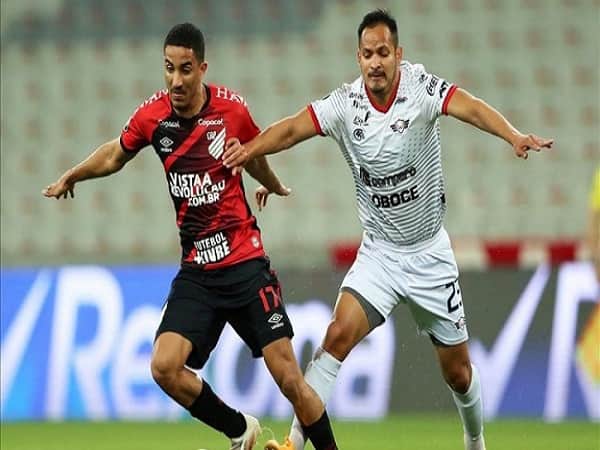 Soi kèo The Strongest vs Atletico Paranaense