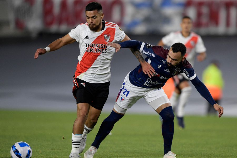 Soi kèo Fortaleza CE vs River Plate