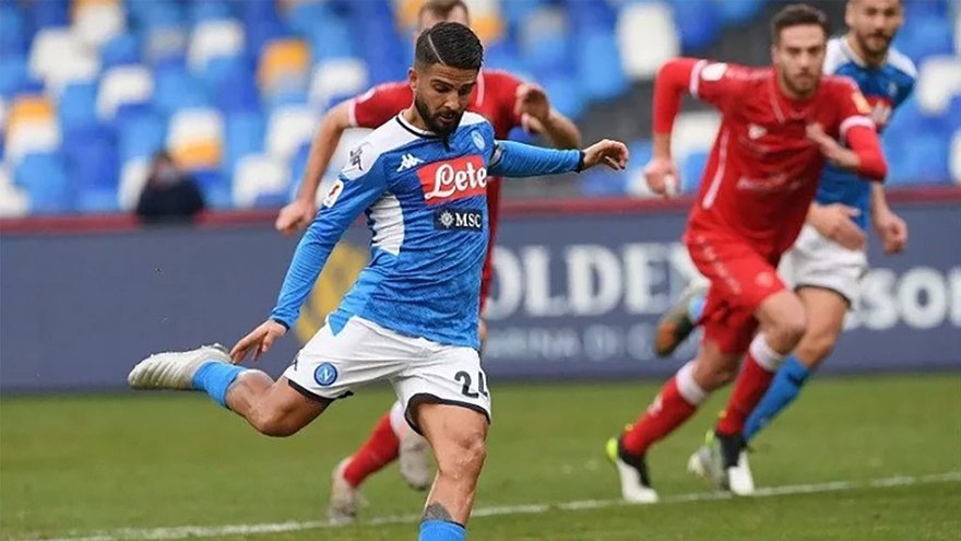 Soi kèo Napoli vs Genoa