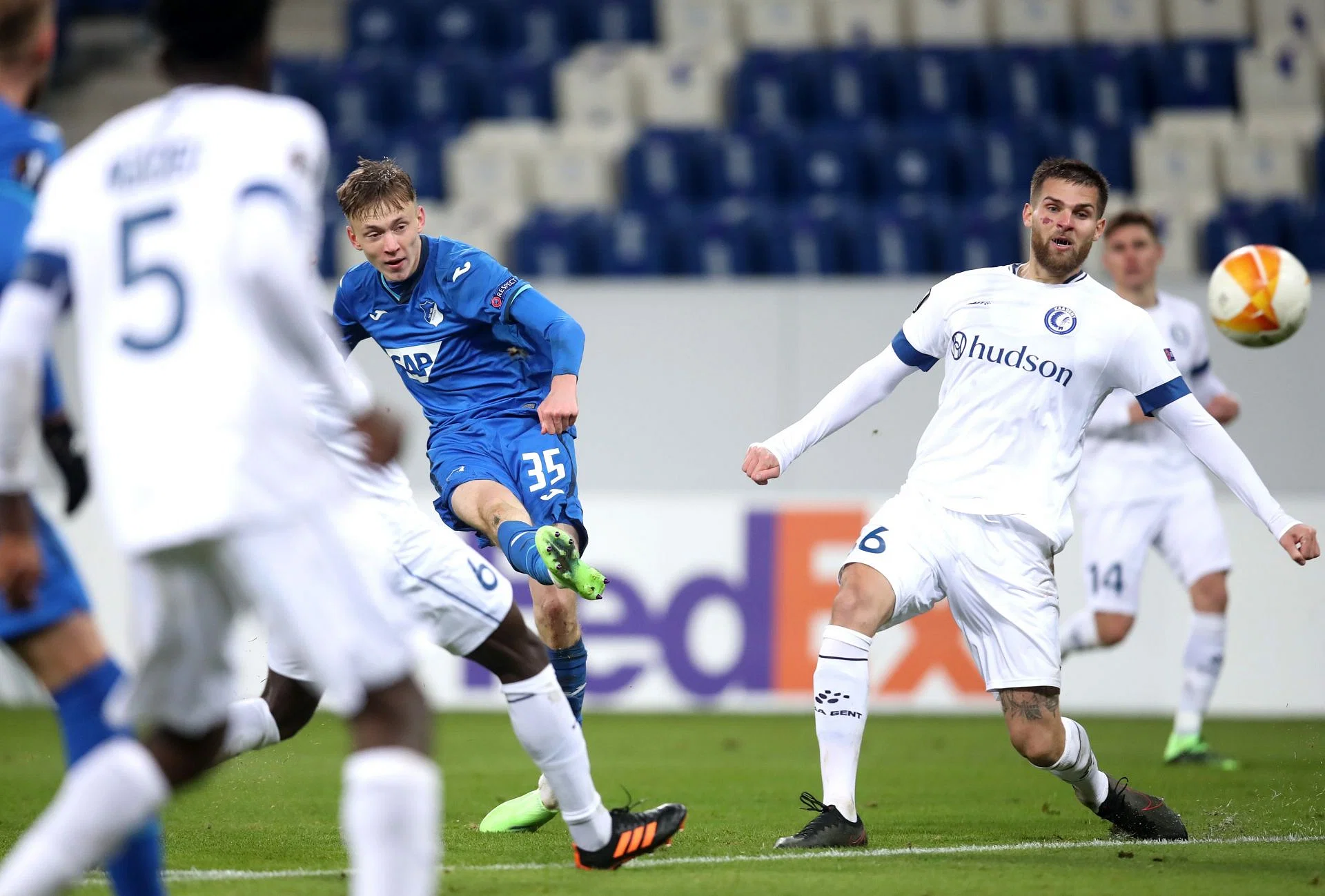 Soi kèo, dự đoán Standard Liege vs Gent