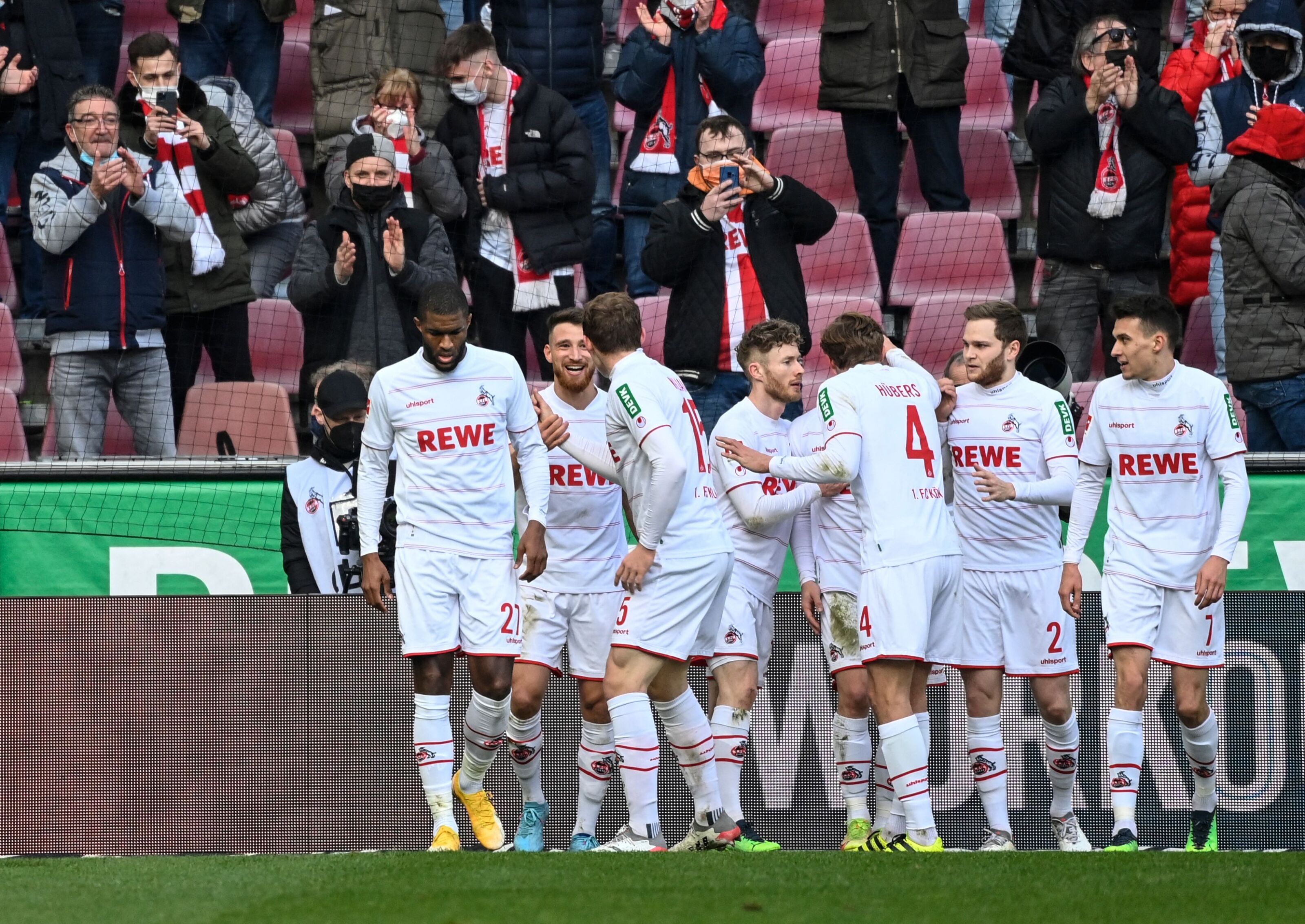 Soi kèo Jahn Regensburg vs Cologne