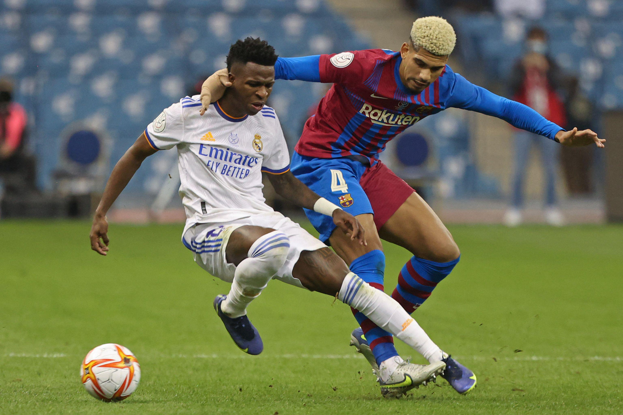 Soi kèo, dự đoán New York RB vs Barcelona