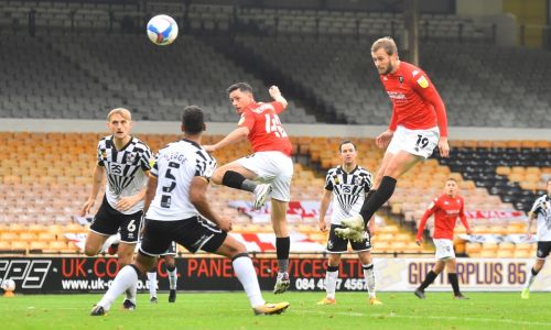 Soi kèo, dự đoán Bolton vs Salford, 1h45 ngày 10/8 Cúp Liên Đoàn Anh