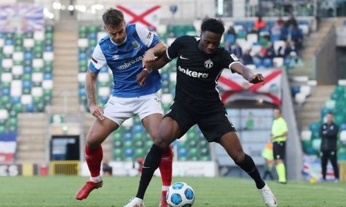 Soi kèo, dự đoán Zurich vs Linfield, 00h00 ngày 12/08 Europa League