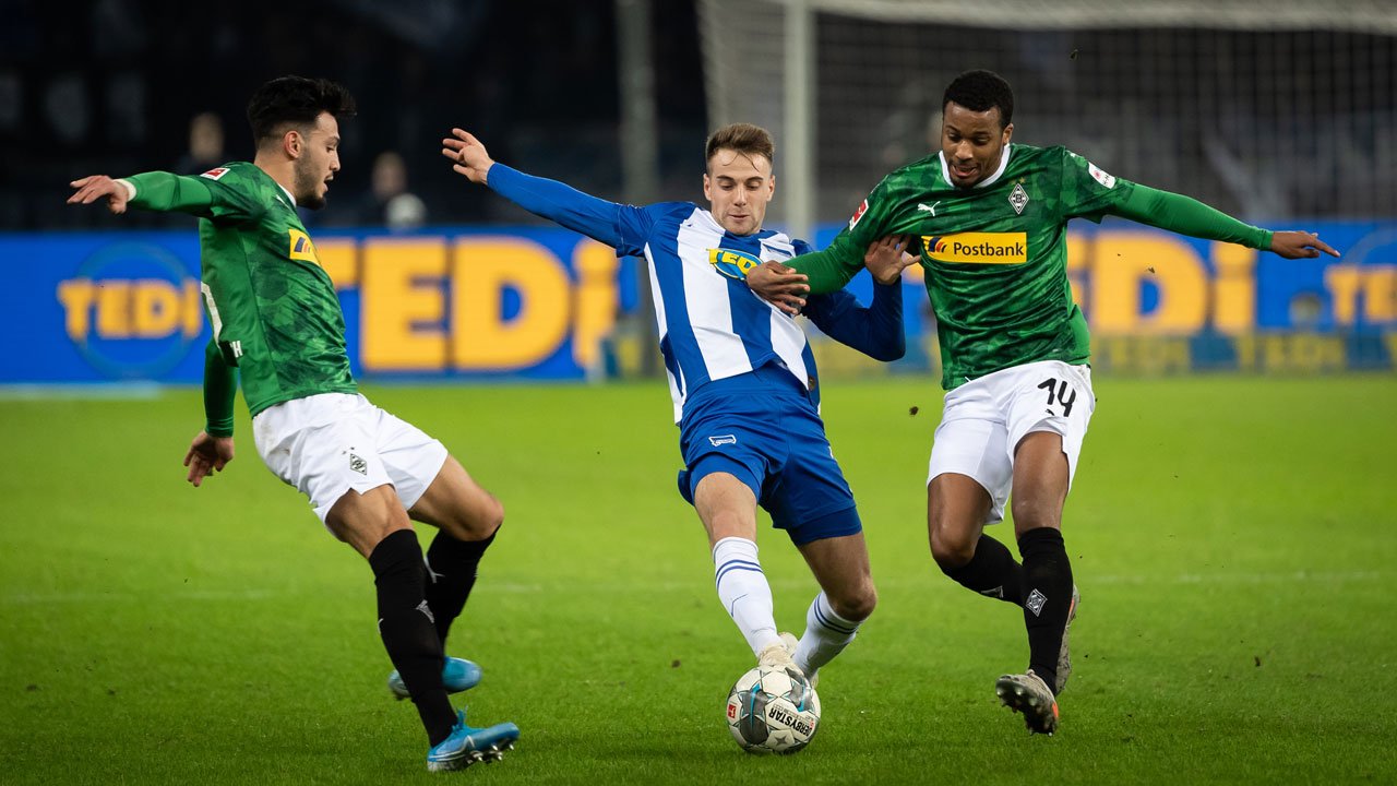 Soi kèo Gladbach vs Hertha Berlin