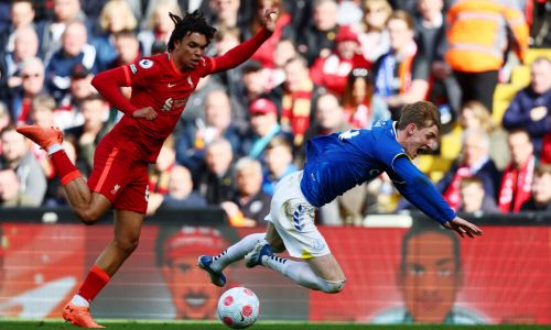 Soi kèo phạt góc Everton vs Liverpool, 18h30 ngày 3/9 Ngoại Hạng Anh