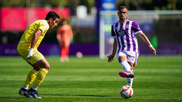 Soi kèo Valladolid vs Cadiz