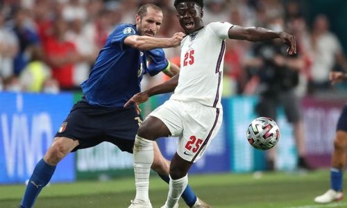 Soi kèo phạt góc Ý vs Anh, 1h45 ngày 24/9 UEFA Nations League