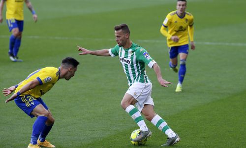 Soi kèo, dự đoán Cadiz vs Betis, 0h00 ngày 20/10 La Liga