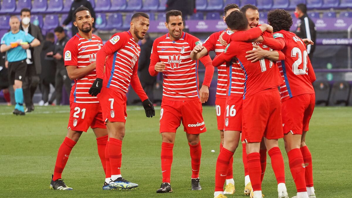 Soi kèo Granada vs Zaragoza