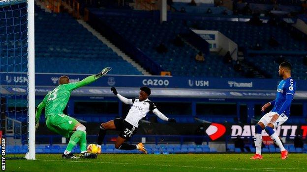 Soi kèo Fulham vs Everton