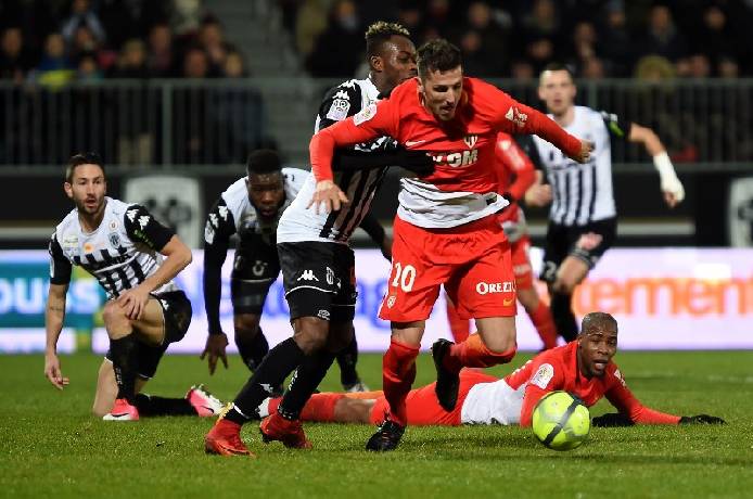 Soi kèo Monaco vs Angers