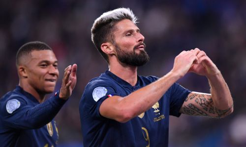 Soi kèo phạt góc Pháp vs Ba Lan, 22h00 ngày 4/12 World Cup 2022