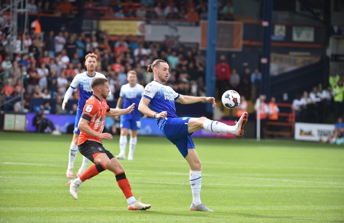 Soi kèo Wigan vs Luton