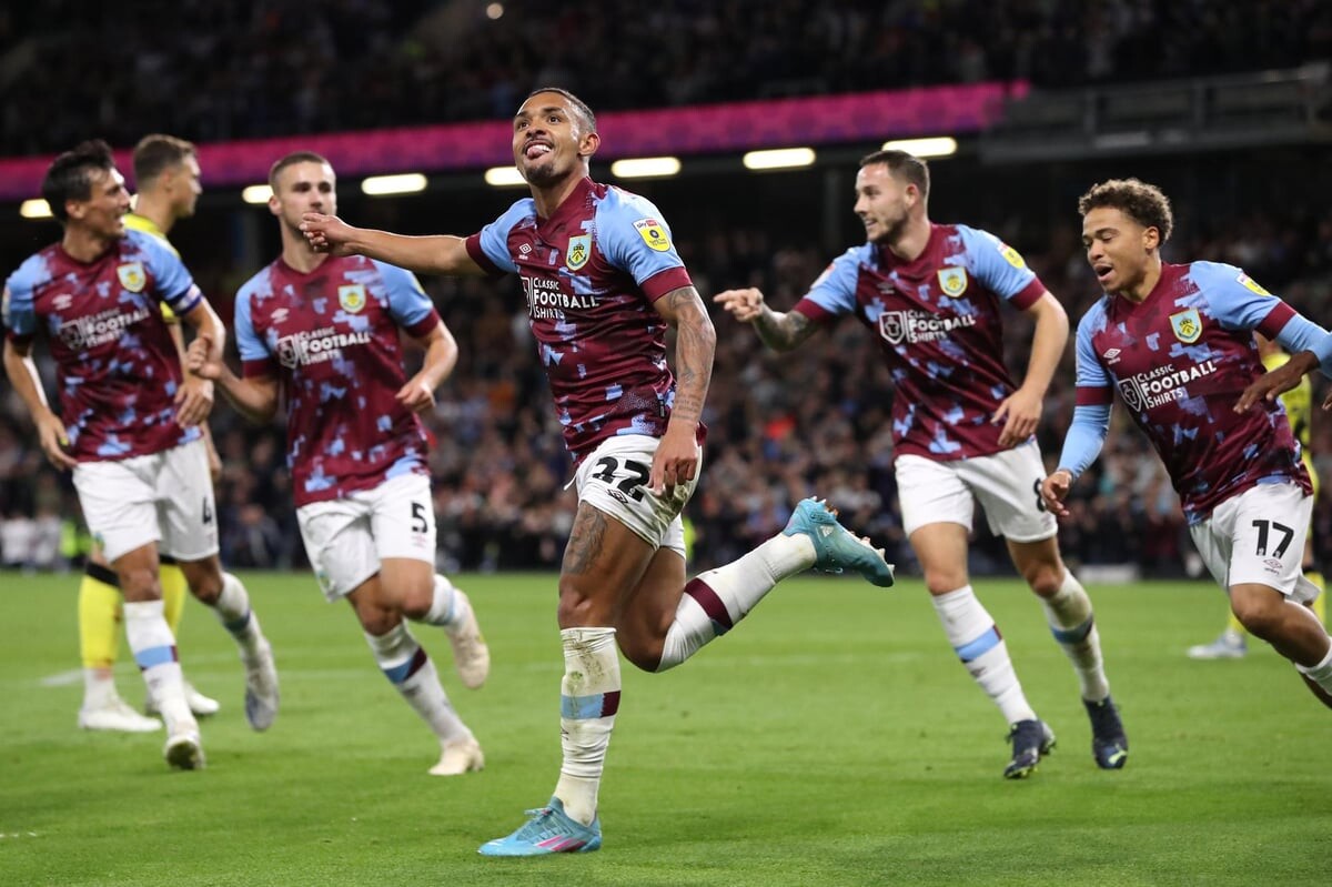 soi-keo-du-doan-burnley-vs-ipswich-