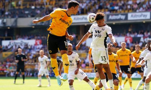 Soi kèo phạt góc Fulham vs Wolves, 3h00 ngày 25/2 Ngoại Hạng Anh