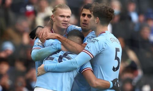 Soi kèo phạt góc Bristol City vs Man City, 3h00 ngày 1/3 Cúp FA