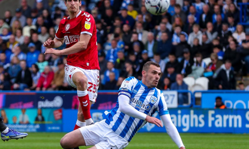 Soi kèo, dự đoán Huddersfield Town vs Bristol City, 2h45 Ngày 8/3 Hạng Nhất Anh