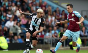 Soi kèo, dự đoán Newcastle vs Burnley, 21h00 giải Ngoại hạng Anh